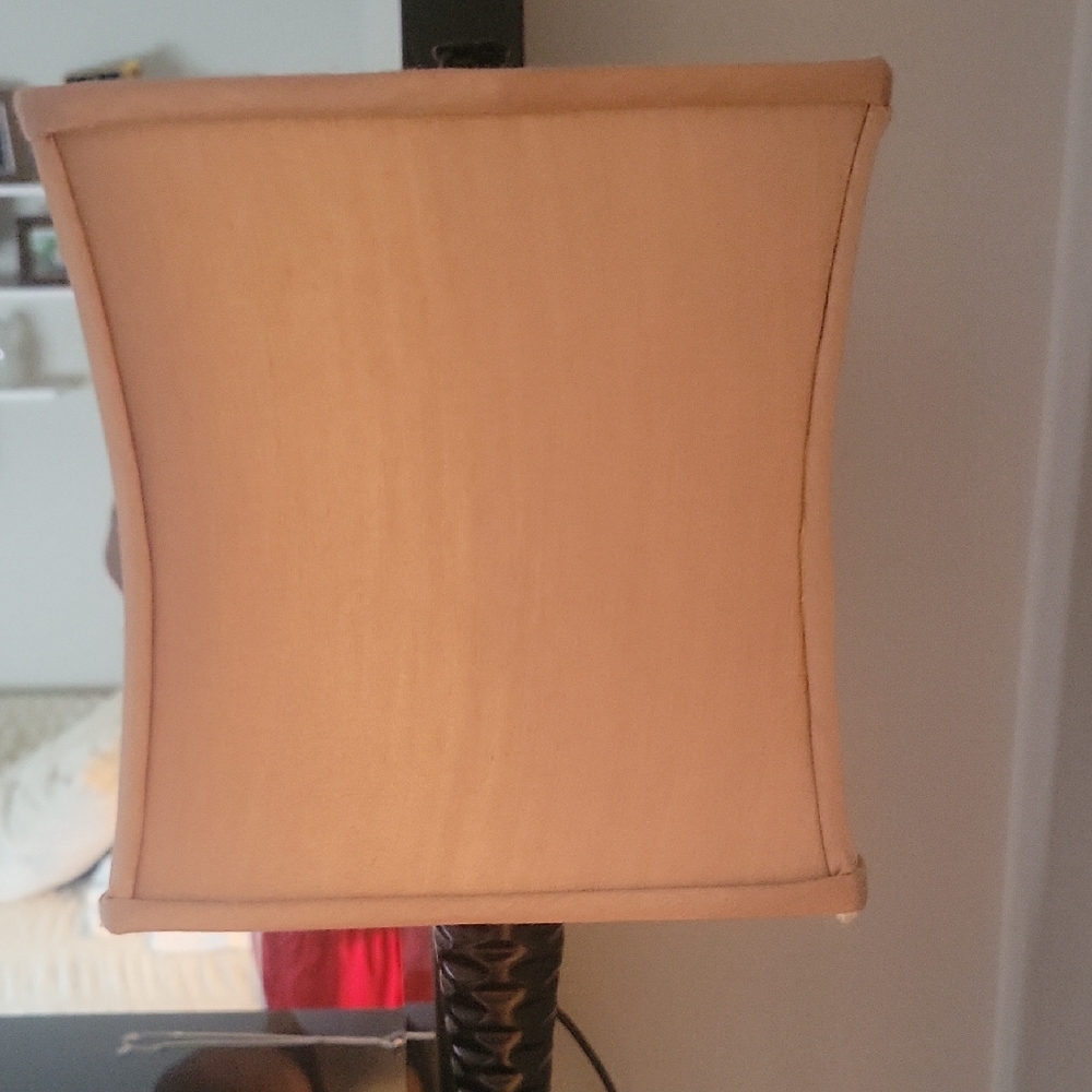 Elegant Cream Table Lamp